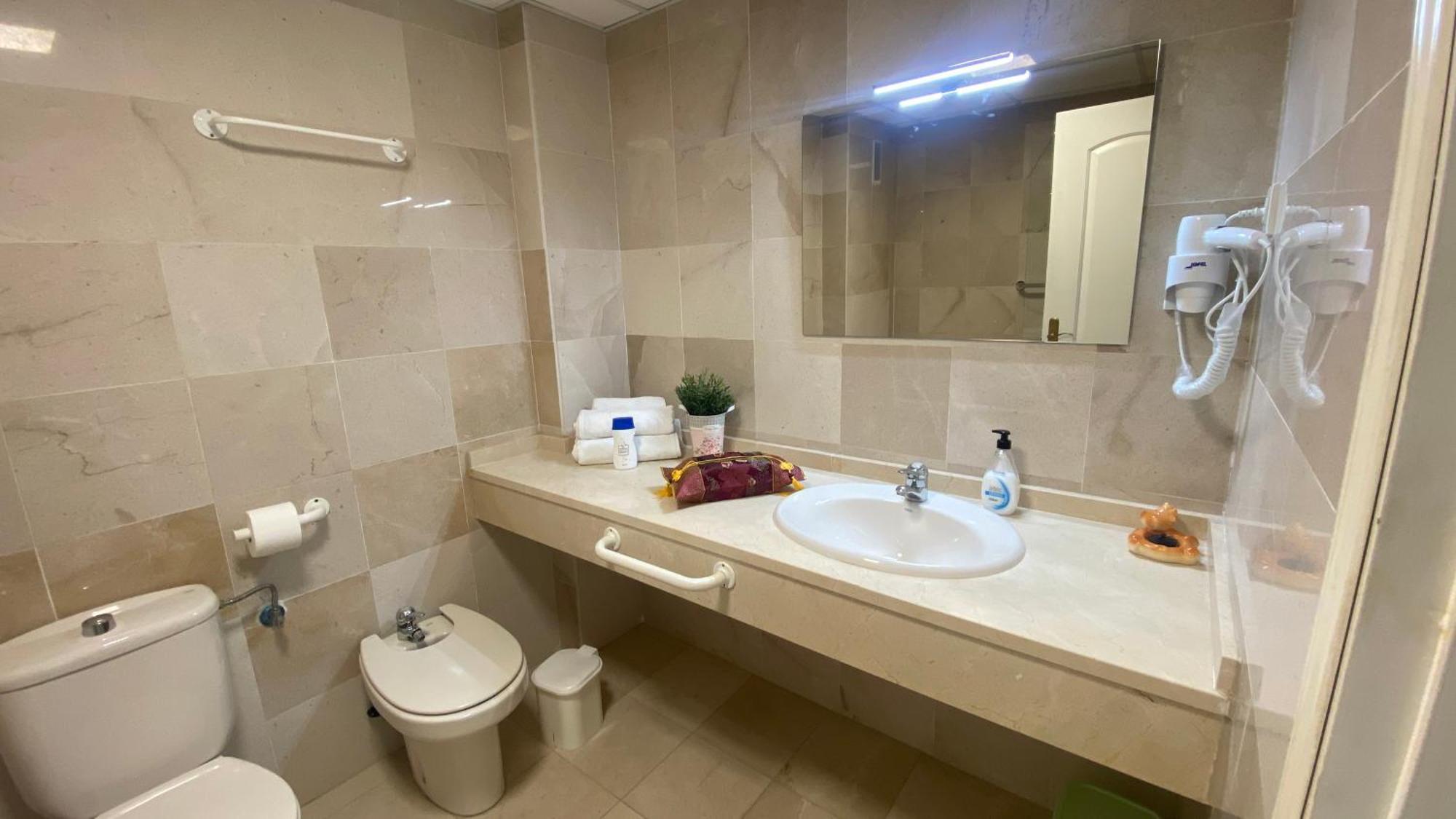 Carihuela Plaza Del Remo Apartment Torremolinos Bagian luar foto