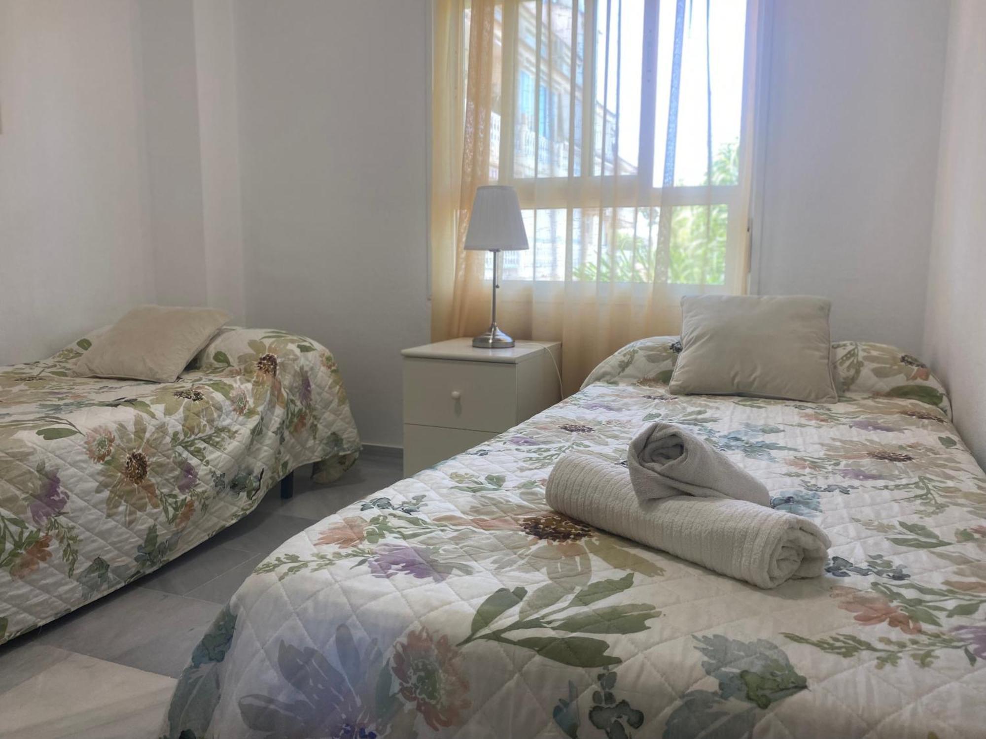 Carihuela Plaza Del Remo Apartment Torremolinos Bagian luar foto